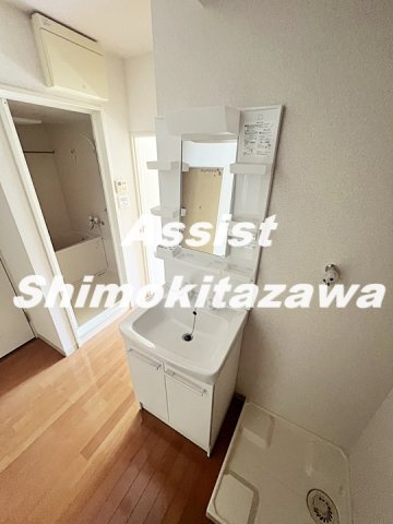 グリーンネストの独立洗面台