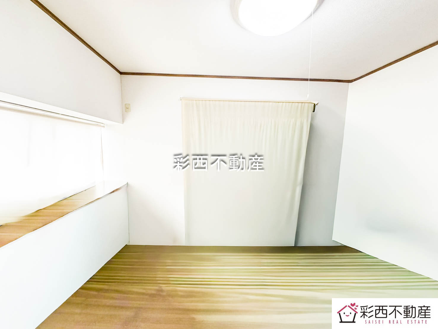 入間市高倉５丁目中古戸建ての居間・リビング