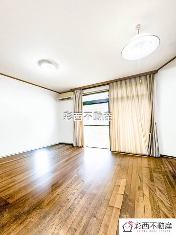 入間市高倉５丁目中古戸建ての洋室