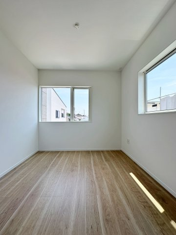 佐伯区皆賀1丁目 No.2の洋室|5.2帖の洋室☆