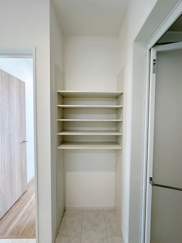 佐伯区皆賀1丁目 No.3の収納|洗面脱衣所の収納☆
毎日ご家族で使うタオルや洗面用品、洗濯用品などを収納することができます♪