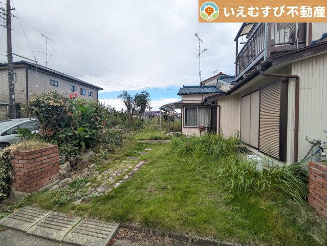 熊谷市柿沼　中古戸建の庭