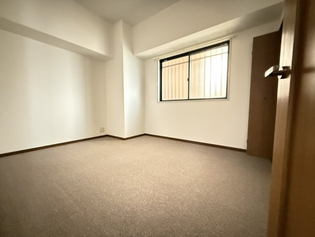 プレステージ西明石Ⅴの洋室