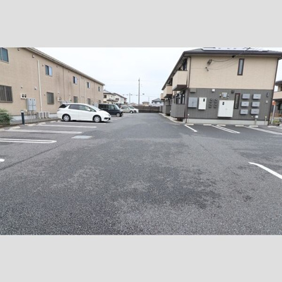 【駐車場】 | 和　弐 | 駐車場があるので、車を買う予定の方も安心です