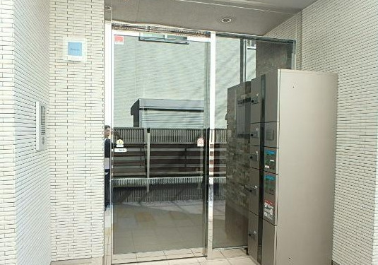 ウェルドのエントランス