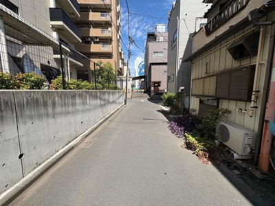 【前面道路含む現地写真】 | 墨田区東向島３丁目の戸建