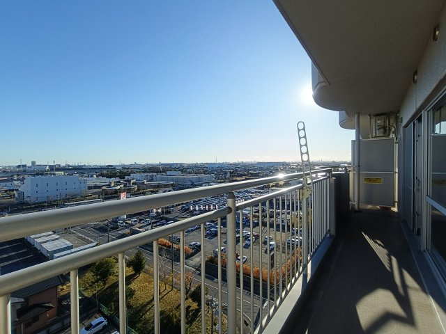 パークフィールドみさとテラ・ウエスト5街区2号館のバルコニー|広々としたバルコニーです