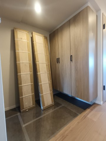 パークフィールドみさとテラ・ウエスト5街区2号館の玄関|シンプルで使いやすい玄関です