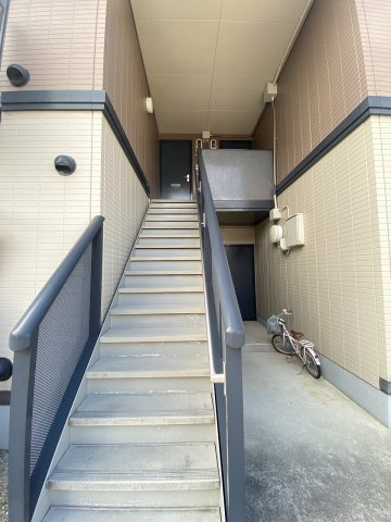 ディアスK&M Bのエントランス