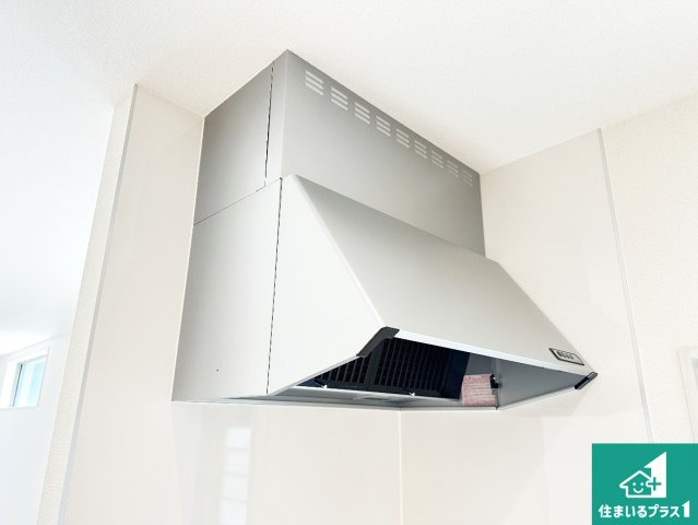●奈良市押熊町　第4期　新築一戸建ての設備|汚れにくいスロットフィルタでお手入れラクラク！ＬＥＤ照明付き！