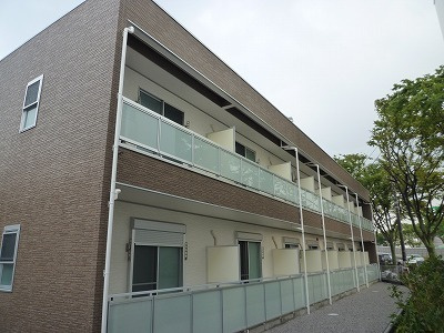 リブリ・興の外観