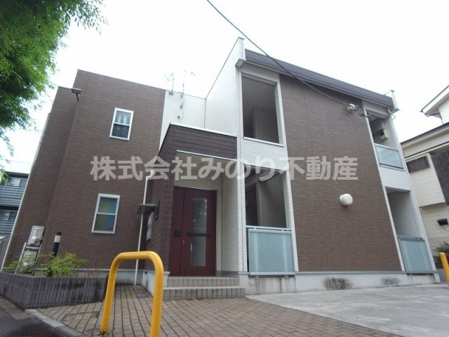 リブリ・興の外観