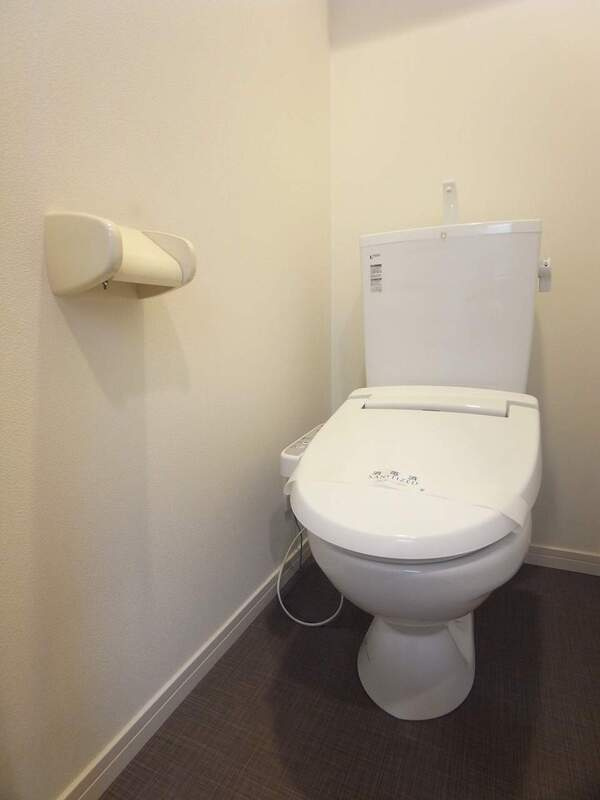 リブリ・興のトイレ