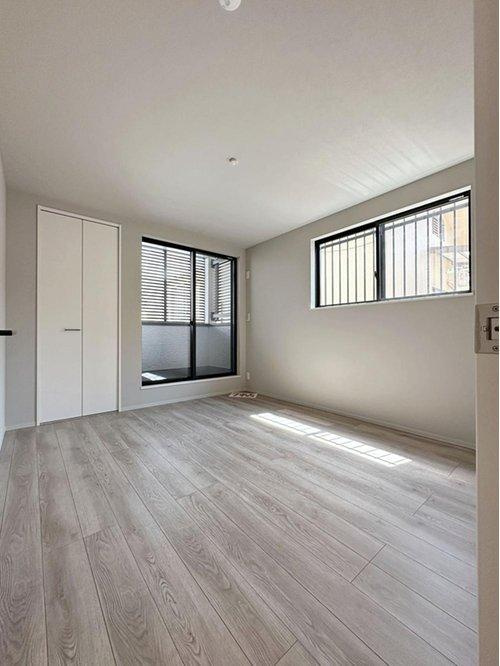 府中町浜田2丁目 No.2の寝室|7帖の広々とした主寝室☆