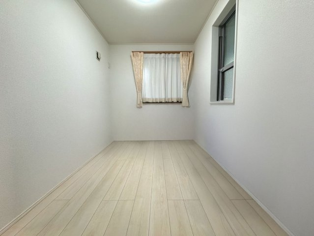 大塚5丁目中古戸建の洋室