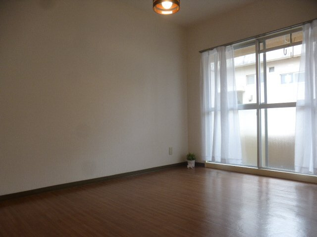 土居パレスの居間・リビング