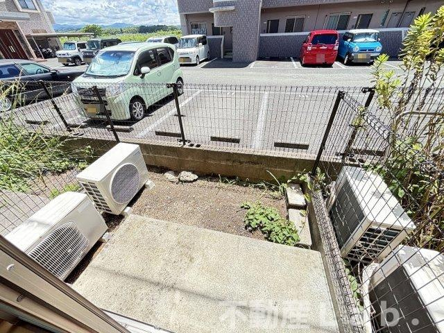 ベルエポック　Ａ棟の庭