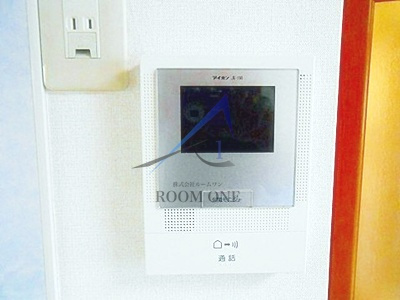 スウィートガーデンのセキュリティ|モニター付きインターホンです。