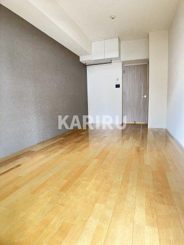 SERENITE堺筋本町SUDの居間・リビング