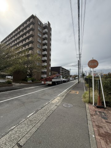 【外観】 | 新生活気持ちよくスタートできる令和７年８月リフォーム済マンション♪
大切なペットと暮らせます◎