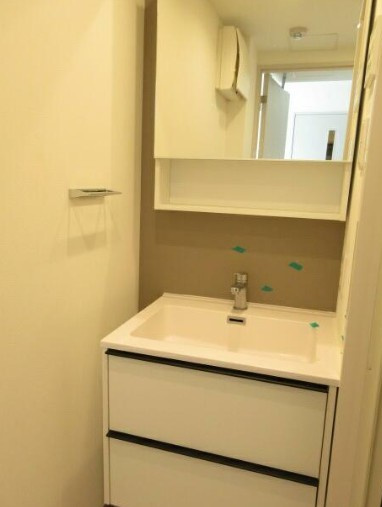 AZEST金町の洗面所