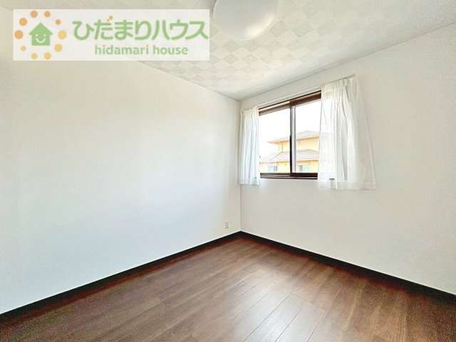 【洋室】 | 坂東市沓掛　新築戸建 | お掃除しやすく、清潔感を保てるのでダニも発生しにくいフローリング♪