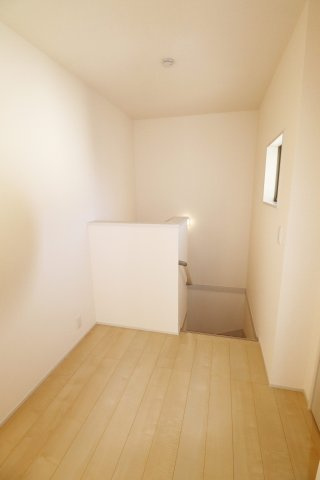 須賀川市森宿字安積田　　　　5号棟　　　西袋第1小学校、西袋中学区　の玄関|※同社施工例