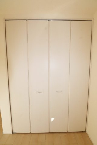 須賀川市森宿字安積田　　　　5号棟　　　西袋第1小学校、西袋中学区　の洋室|※同社施工例