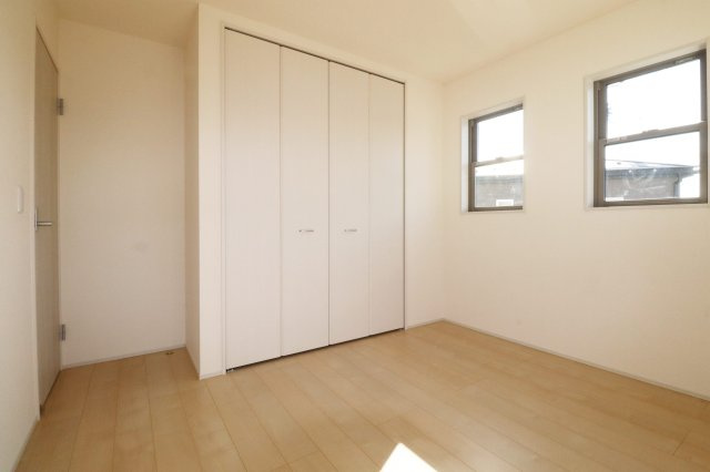 須賀川市森宿字安積田　　　　5号棟　　　西袋第1小学校、西袋中学区　のバルコニー|※同社施工例