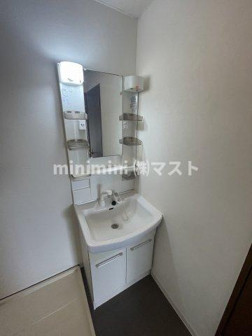 メロディーハイム九条の洗面所|※別号室参考写真