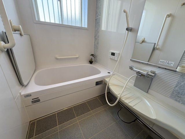 神戸市西区今寺戸建の浴室