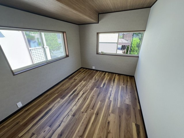 神戸市西区今寺戸建の洋室