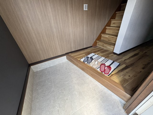 神戸市西区今寺戸建の玄関