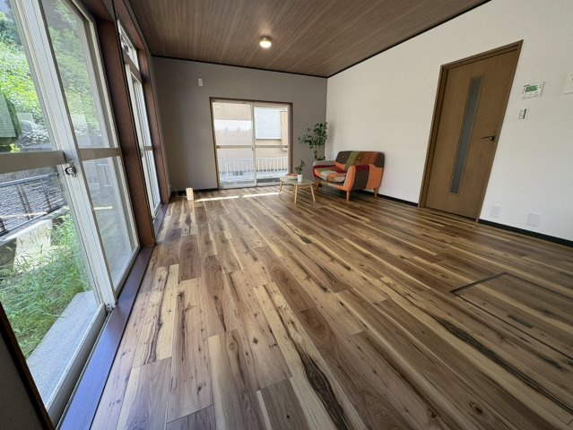 神戸市西区今寺戸建の居間・リビング