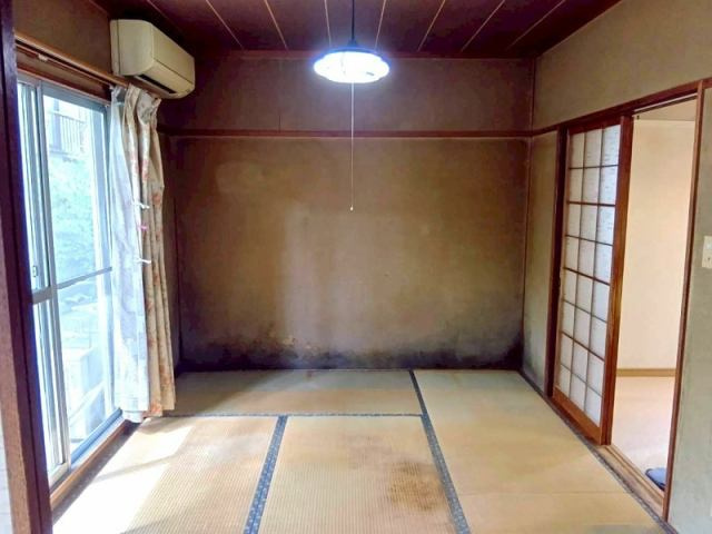 高知市愛宕町３丁目　中古一戸建ての和室|広さのある和室は、洋室への変更もおすすめ