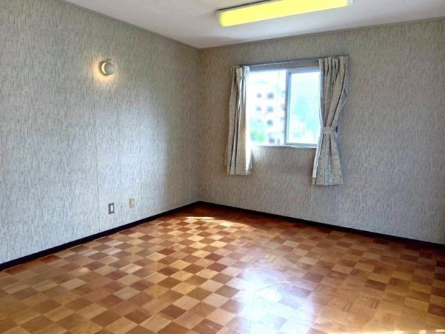 高知市愛宕町３丁目　中古一戸建ての洋室|寝室・子ども部屋・ワークスペースなど多用途に使える間取り。