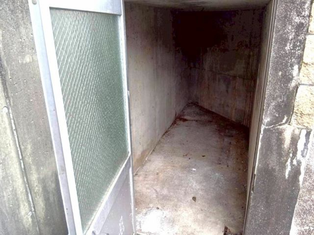 高知市愛宕町３丁目　中古一戸建ての収納|屋外収納スペースあり！アウトドア用品や工具の保管に便利