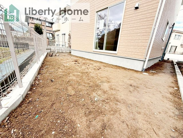 土浦市小岩田東第4　新築戸建　1号棟の庭