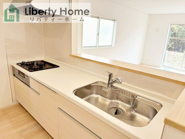 土浦市小岩田東第4　新築戸建　1号棟のキッチン