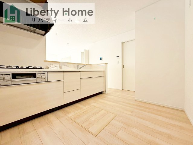 土浦市小岩田東第4　新築戸建　1号棟のキッチン