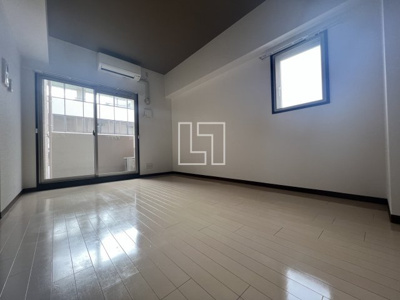 【居間・リビング】 | クリスタルグランツ難波 | クリスタルグランツ難波　洋室