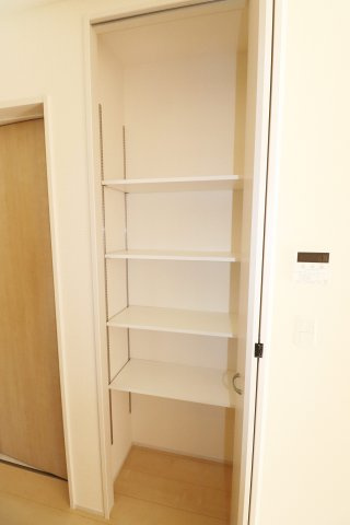 須賀川市森宿字安積田　　　　6号棟　　　西袋第1小学校、西袋中学区　のキッチン|※同社施工例