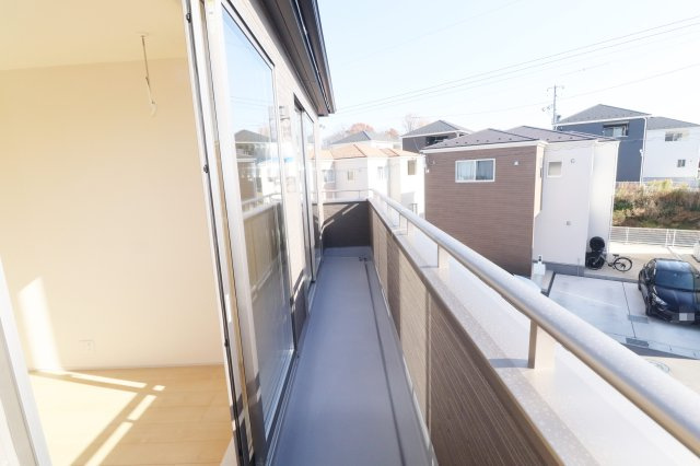 須賀川市森宿字安積田　　　　6号棟　　　西袋第1小学校、西袋中学区　のバルコニー