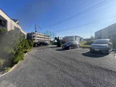 【駐車場】 | エルシオンⅡ | 駐車スペースもあります