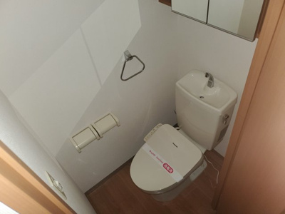 【トイレ】 | エルシオンⅡ | トイレもきれいです