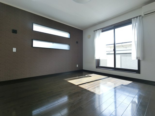 宮野木町S邸貸戸建ての洋室