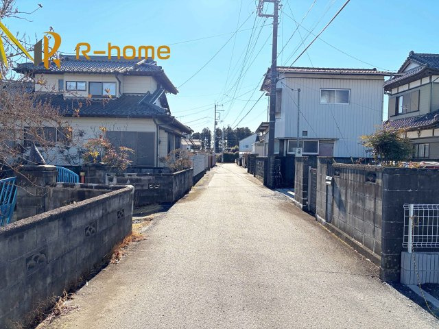 笠間市岩間駅西第2　新築戸建て　1号棟の前面道路含む現地写真|堂々！建物完成♪実際のお部屋をご見学可能です♪
ご見学が一番の資料！お気軽にお問い合わせ下さい♪
