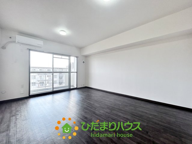 東鷲宮ニュータウン公園通りの居間・リビング