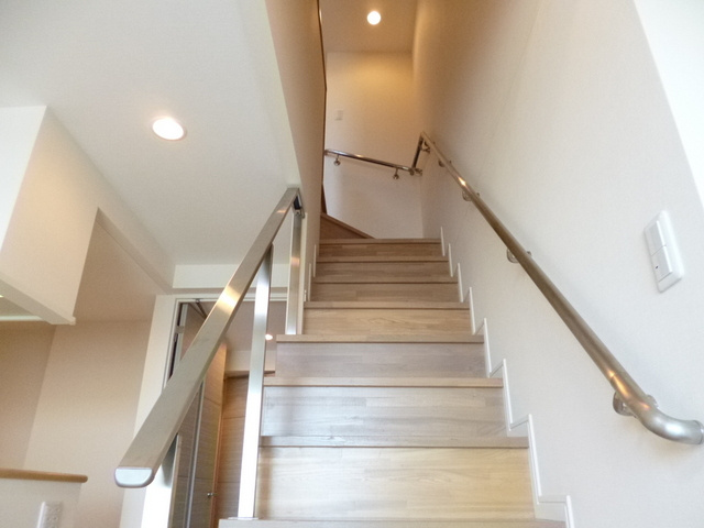 エスティメゾン王子のその他|階段はこのようになっています