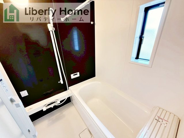 土浦市小岩田東第4　新築戸建　2号棟の浴室